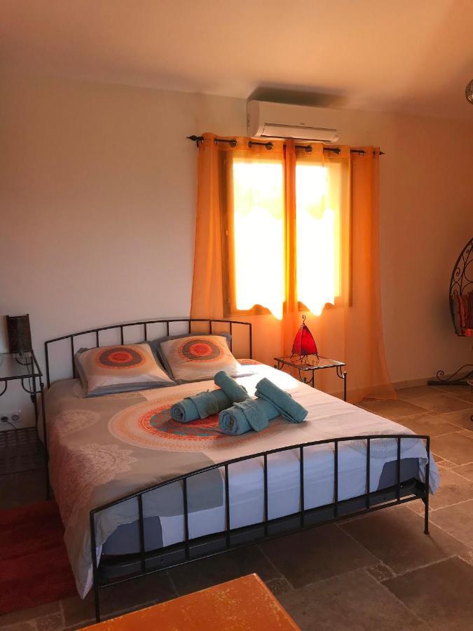 La Bastide Des Selves Bed & Breakfast Draguignan Eksteriør bilde