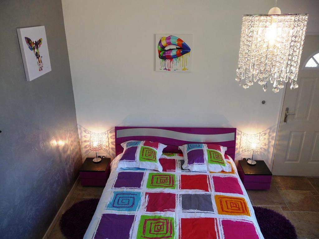 La Bastide Des Selves Bed & Breakfast Draguignan Rom bilde